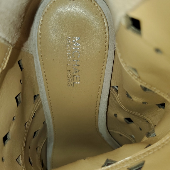 Michael Kors - Picture 6 of 7